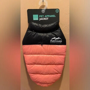 Fuzzyard Pet Apparel puffer jacket size 5. Front closure. Best for fall/winter.